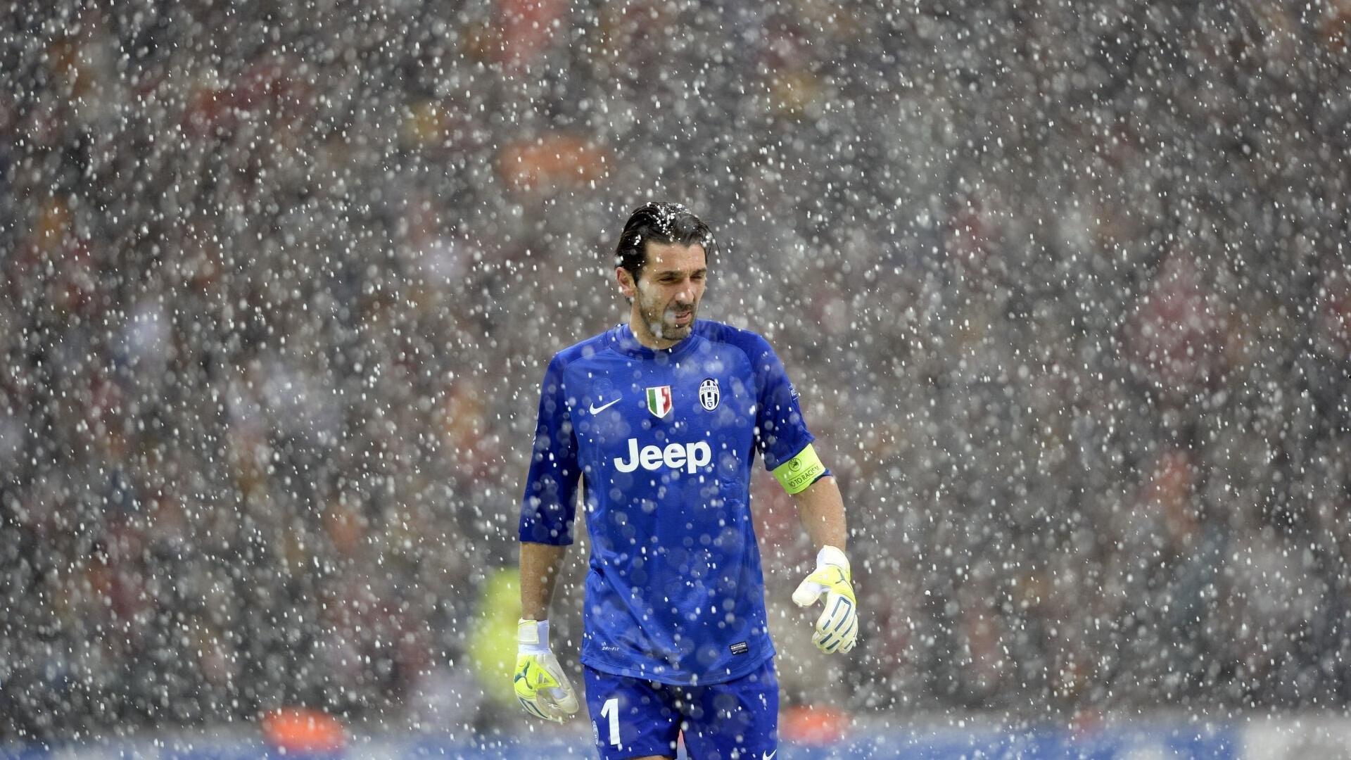 安帅展望巅峰对决,期待与意大利会师世界杯决赛,盛赞魔笛宝刀未老可再战一年