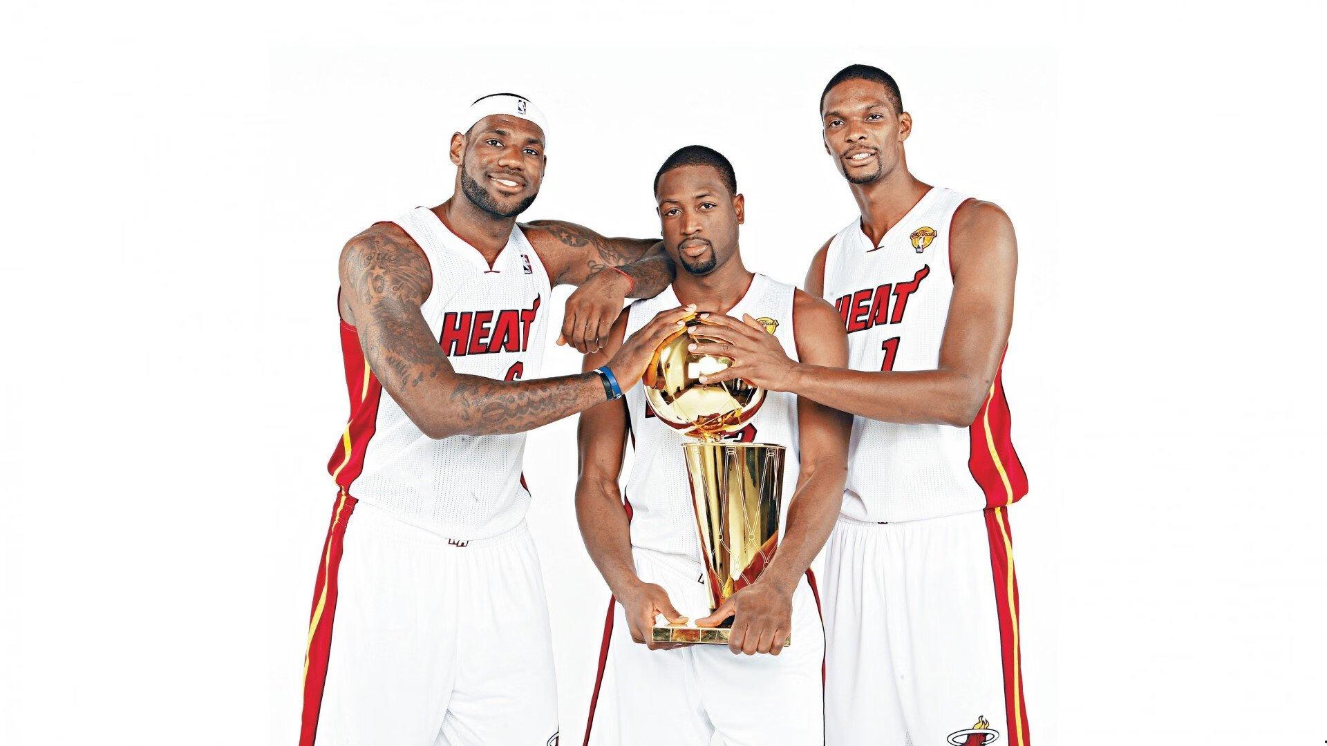 雷霆新星切特·霍姆格伦半场三封盖震慑联盟，最佳防守球员之争再添热门