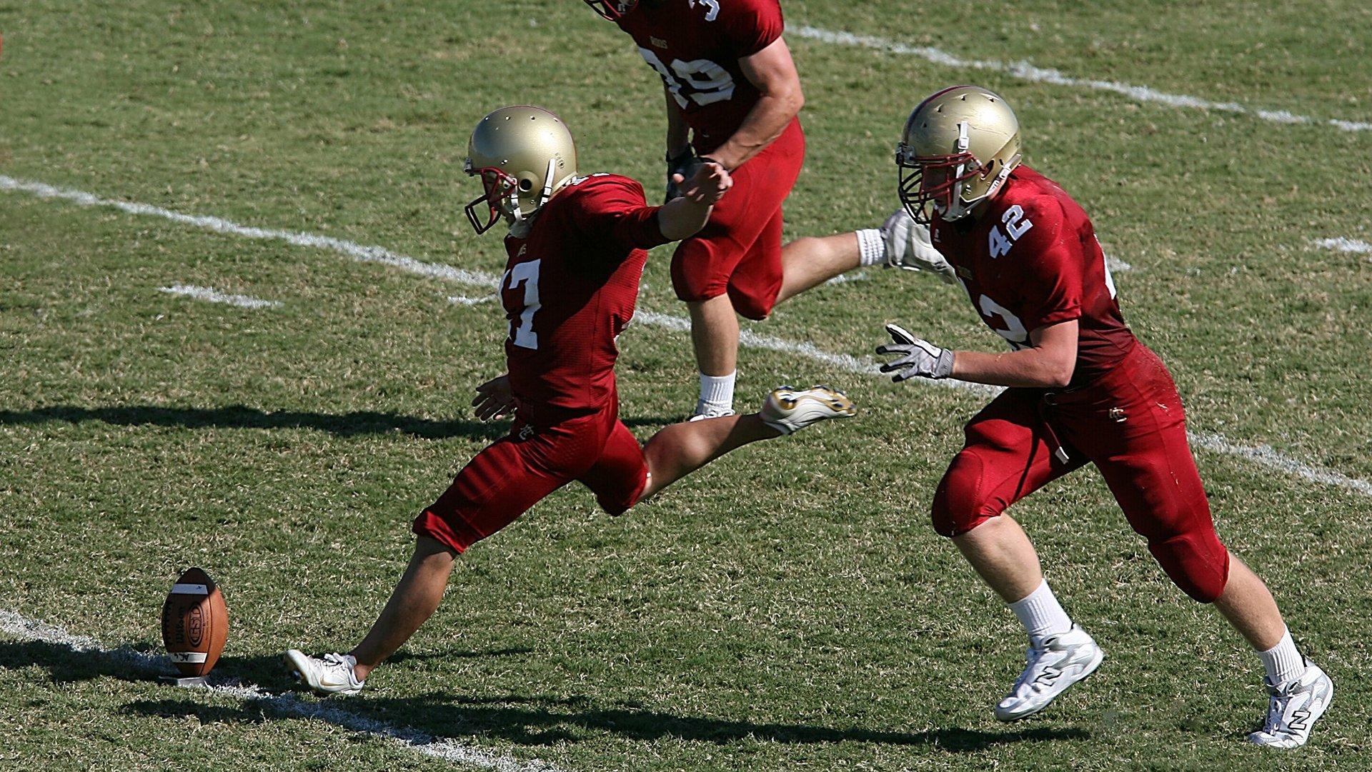 布朗荣膺东决MVP，塔图姆大笑庆祝，少帅遭甜蜜复仇